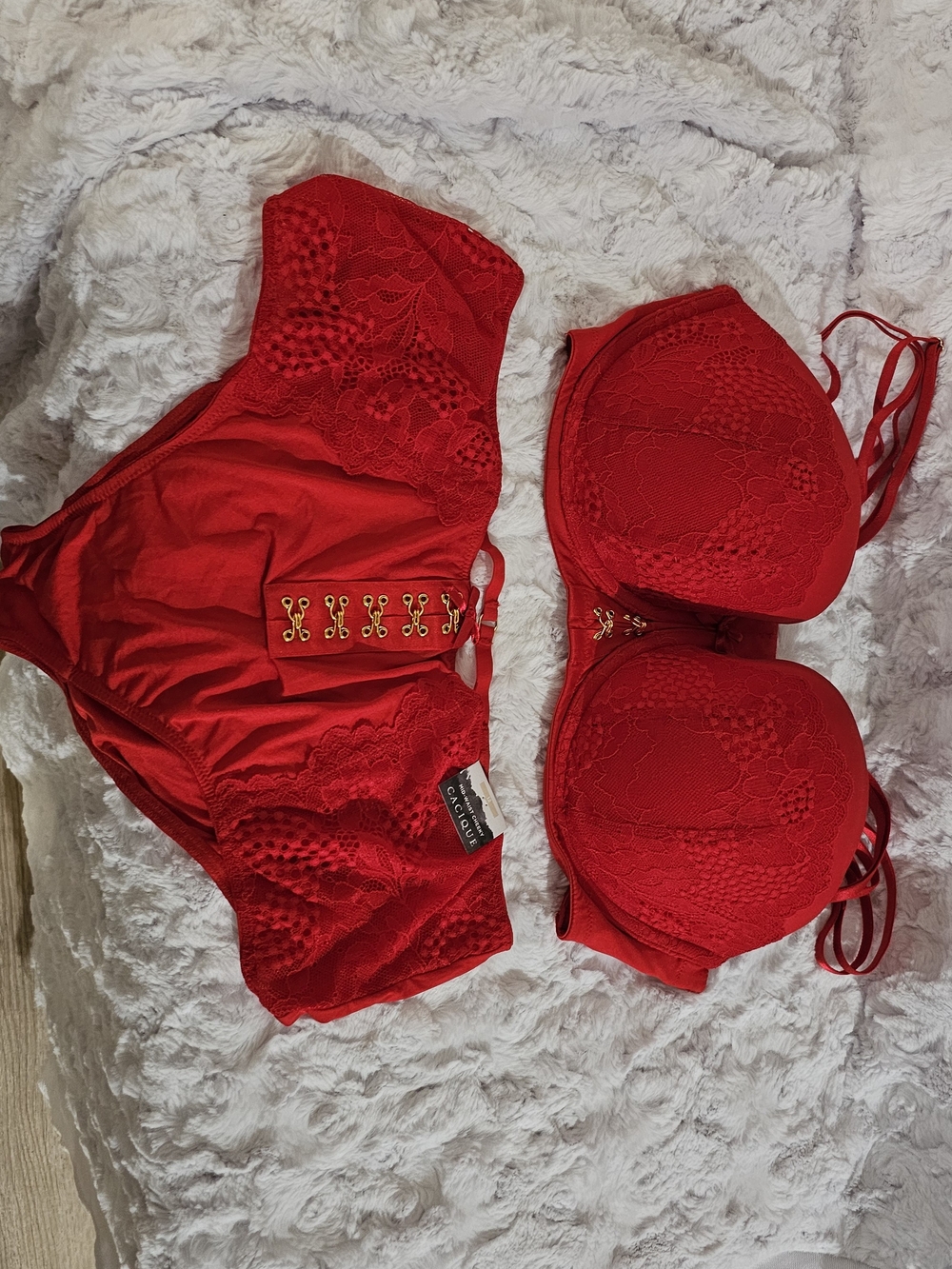 Cacique Vibrant Red Lingerie Set with Gold Ring Detail
